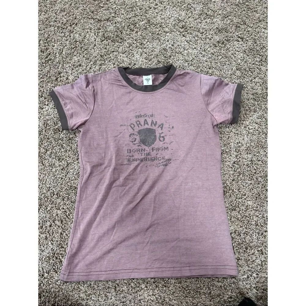 prAna ringer t-shirt featuring a distressed "Born From The Experience" SZ S